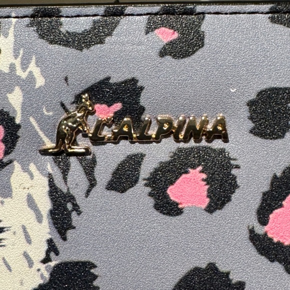 L’ALPINA Leopard and Tiger Print Wallet - Picture 3 of 10